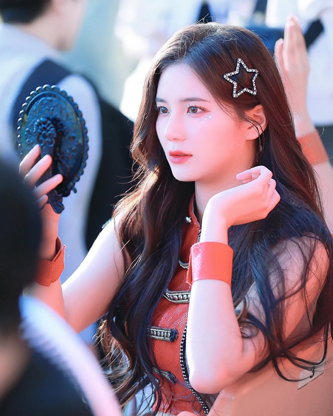 「最頂啦啦隊」金海莉出沒桃園街頭！為亞洲職棒交流賽首次訪台，過往曾是女團偶像！