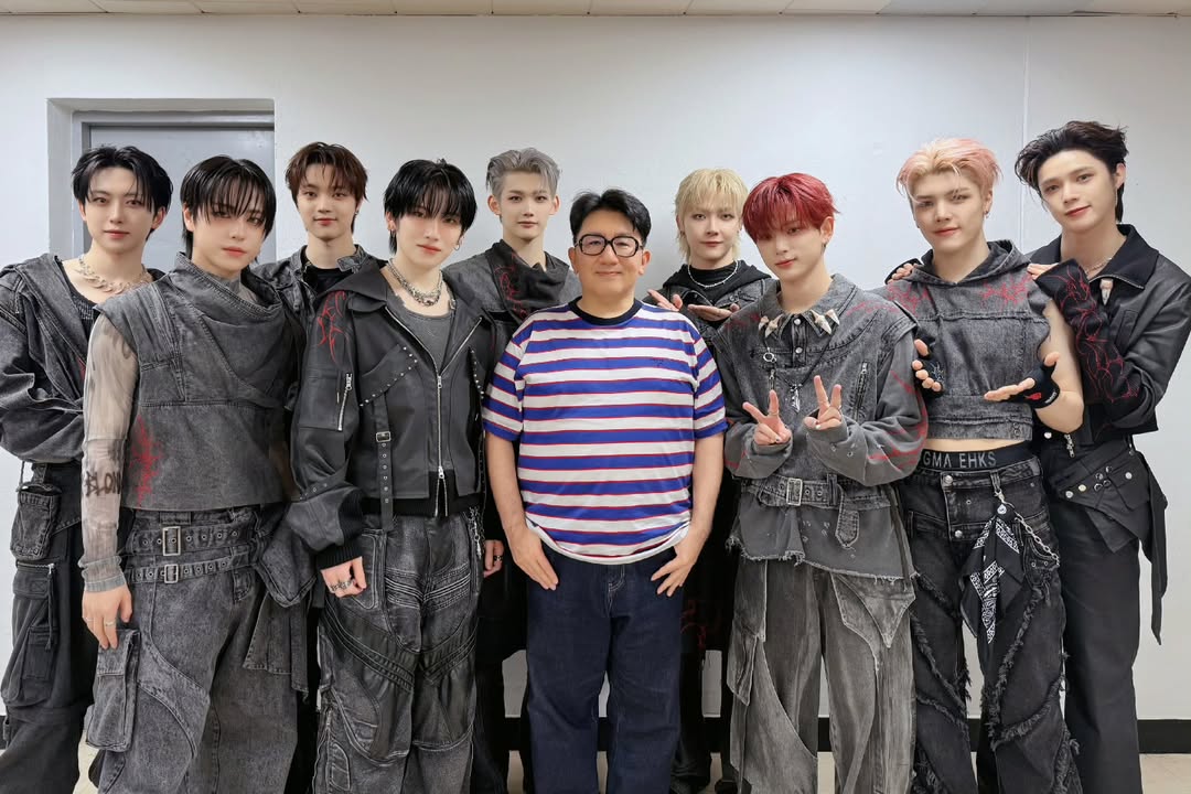 HYBE 董事長房時赫現身了！遭指控炒股獲利 4 千億，曾與「NewJeans 之母」閔熙珍鬧上版面