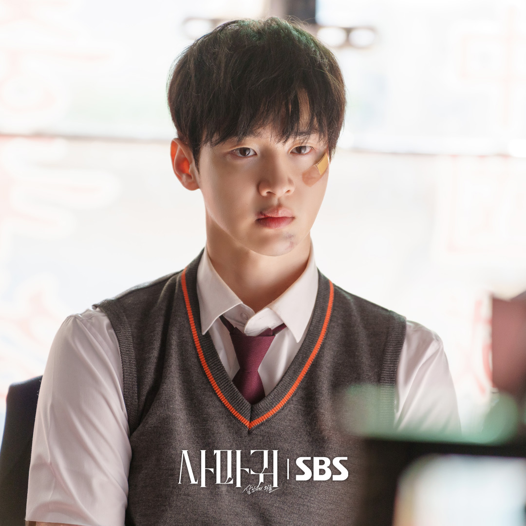 Netflix《家母螳螂》完結篇最高瞬間收視率突破 10.3%！高賢廷兒時悲劇曝光，勁爆伏筆曝暗示續集？！