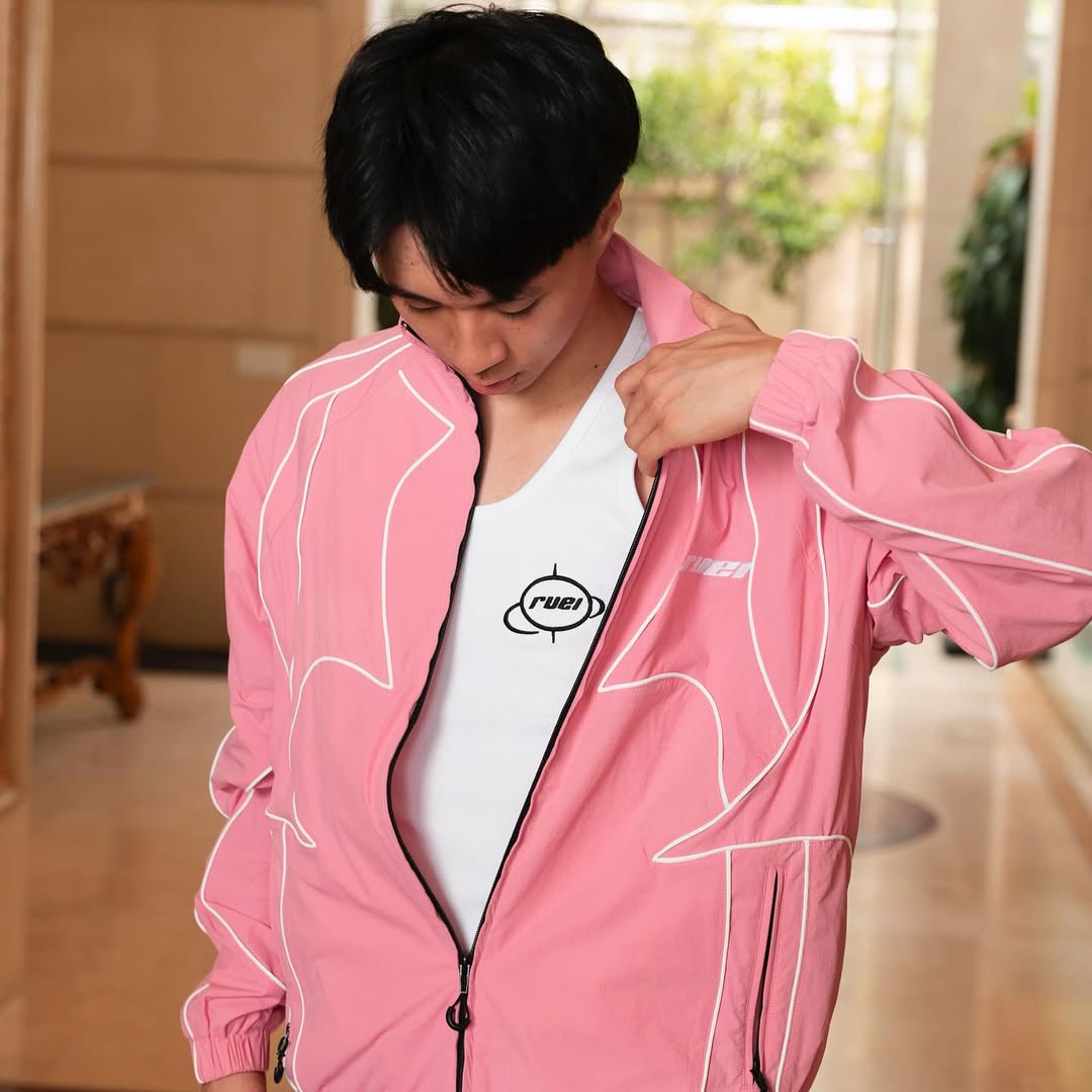 Ray 宣布創立個人服飾品牌！首波單品曝光，Kai 給出高分評價！