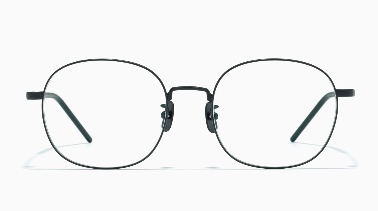 直上JINS 「2025日本製秋冬系列」頂規鈦金屬工藝，日系匠人團隊帶你體驗超越精品眼鏡的時尚、配戴全方位升級！