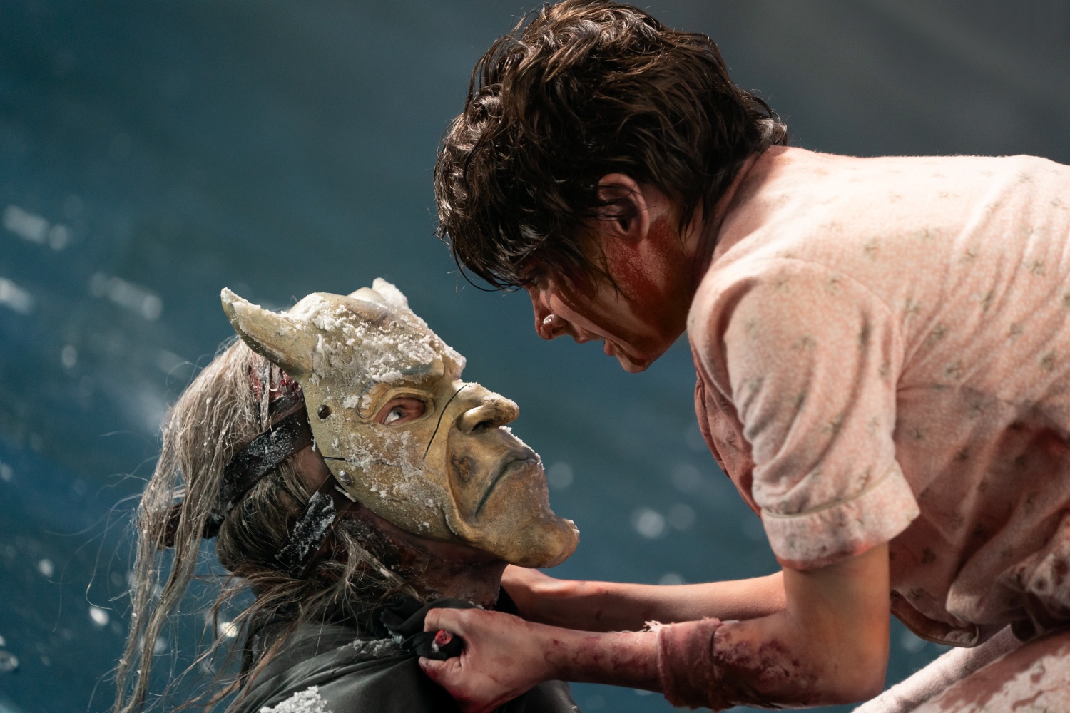 2022 年黑馬恐怖片《闇黑電話》續作本週上映！試映獲得大量好評