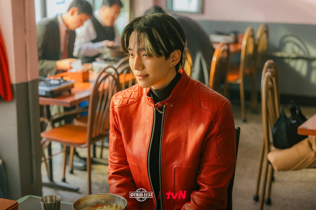 俊昊《颱風商社》開播即奪冠！喪父痛哭後攜金敏荷救公司，霸登同時段收視 NO.1！