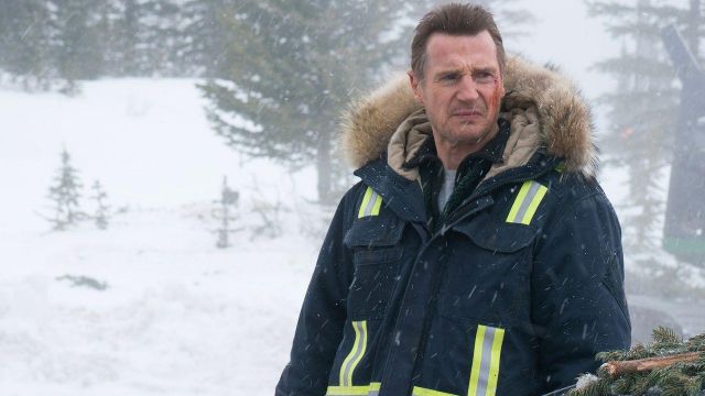 「最強老爸」 Liam Neeson 在電影《酷寒殺手》中穿著 Helly Hansen 的大衣