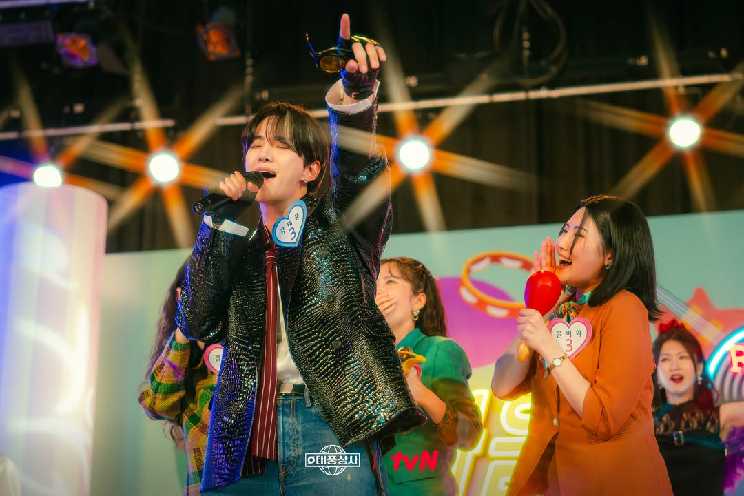 俊昊《颱風商社》開播即奪冠！喪父痛哭後攜金敏荷救公司，霸登同時段收視 NO.1！