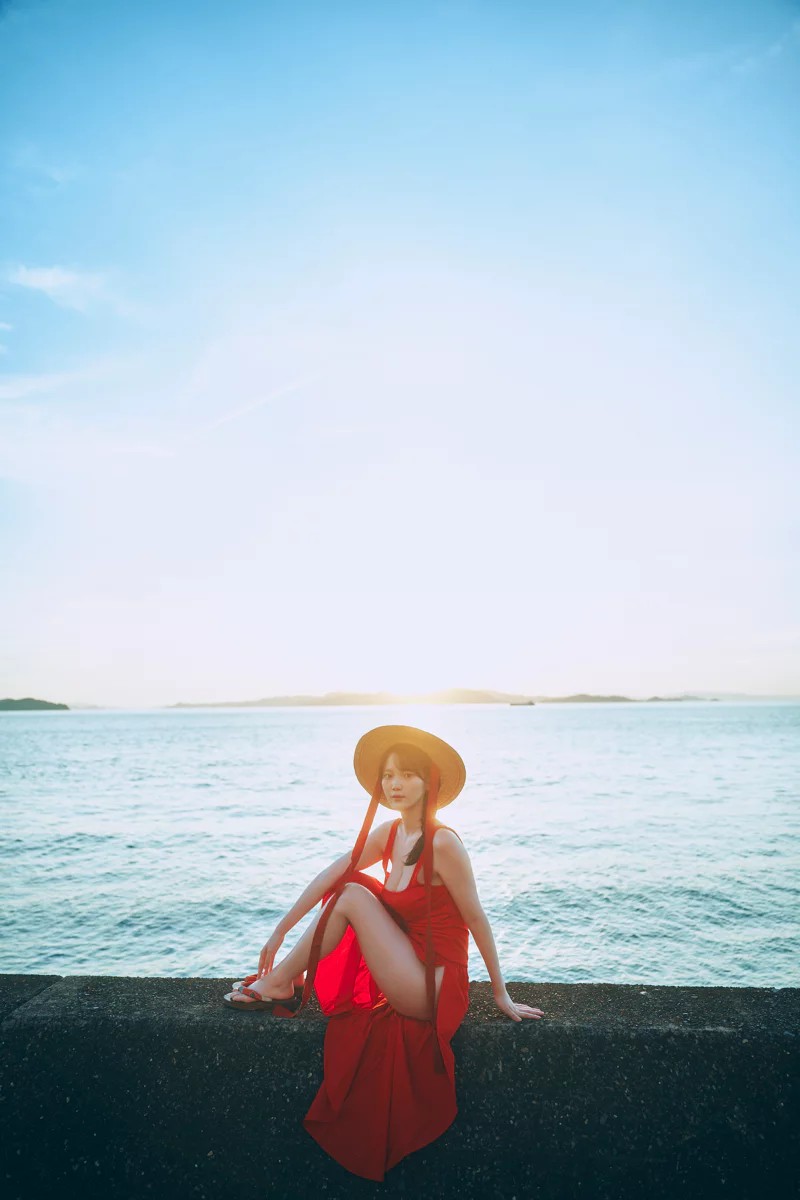 昔拍內衣廣告被退學！「ちーまき」20 歲生日前夕推出首本寫真集，火辣內頁搶先曝光！