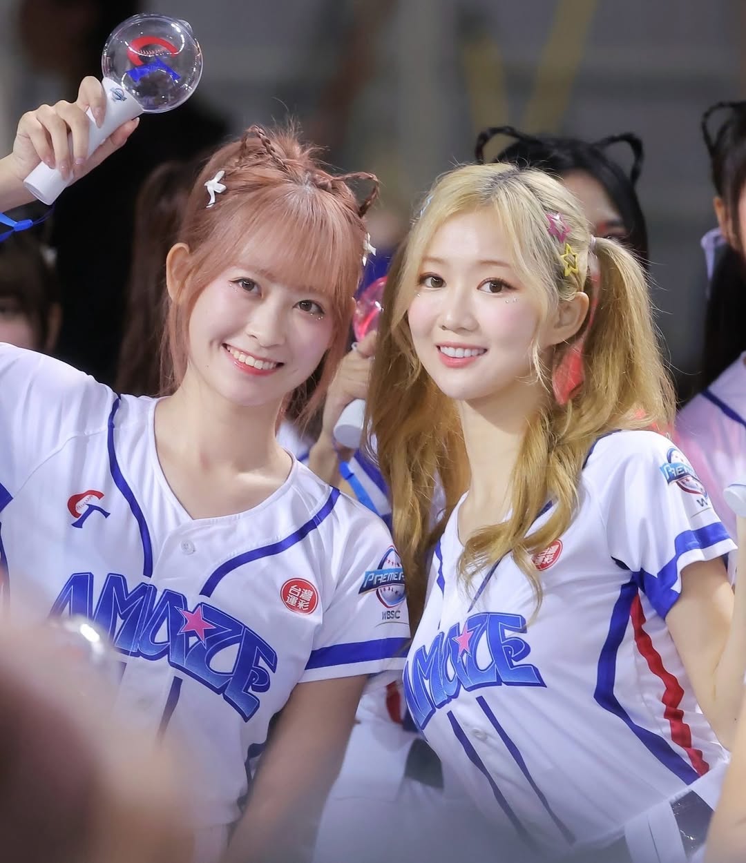 不輸韓援！FA 隊長「秀秀子」豐滿美胸、精實腹肌超狂，網曝：「本人超親民！」