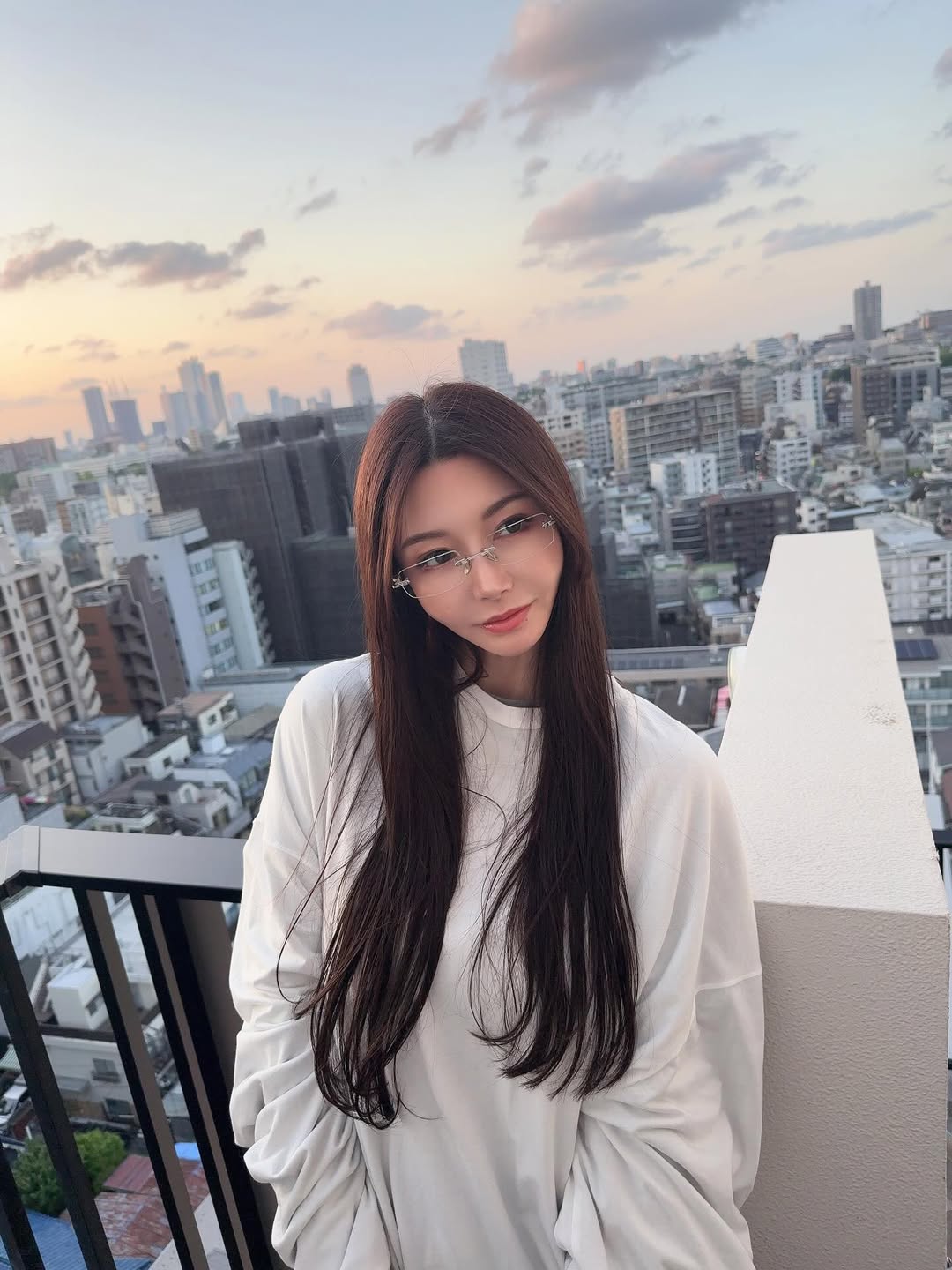 喜迎 43 歲生日！愛弓りょう 於 IG 可愛發文，令粉絲驚讚：絕對的 