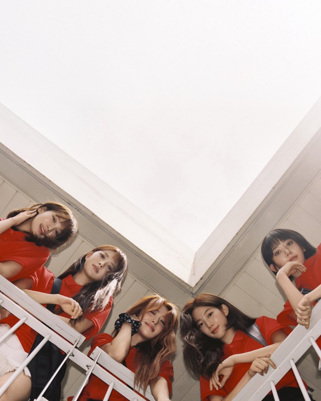 強強聯手 j-hope！LE SSERAFIM 超魔性新歌〈SPAGHETTI〉MV 正式上線！