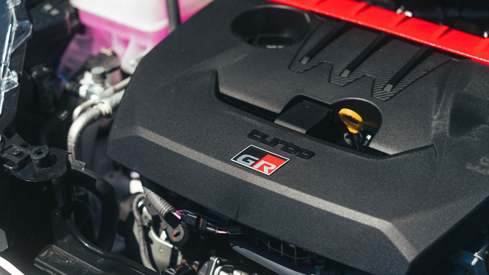 車 COOL｜試駕 Toyota GR YARiS 8AT，超舒爽的自排暴力鴨！