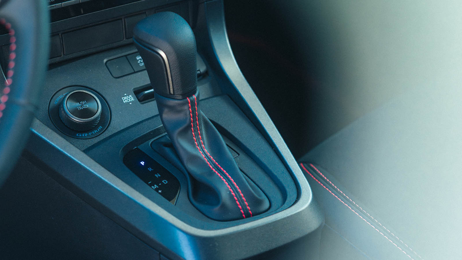 車 COOL｜試駕 Toyota GR YARiS 8AT，超舒爽的自排暴力鴨！