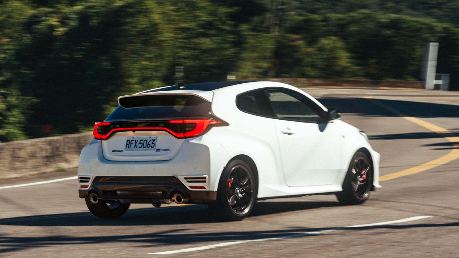 車 COOL｜試駕 Toyota GR YARiS 8AT，超舒爽的自排暴力鴨！