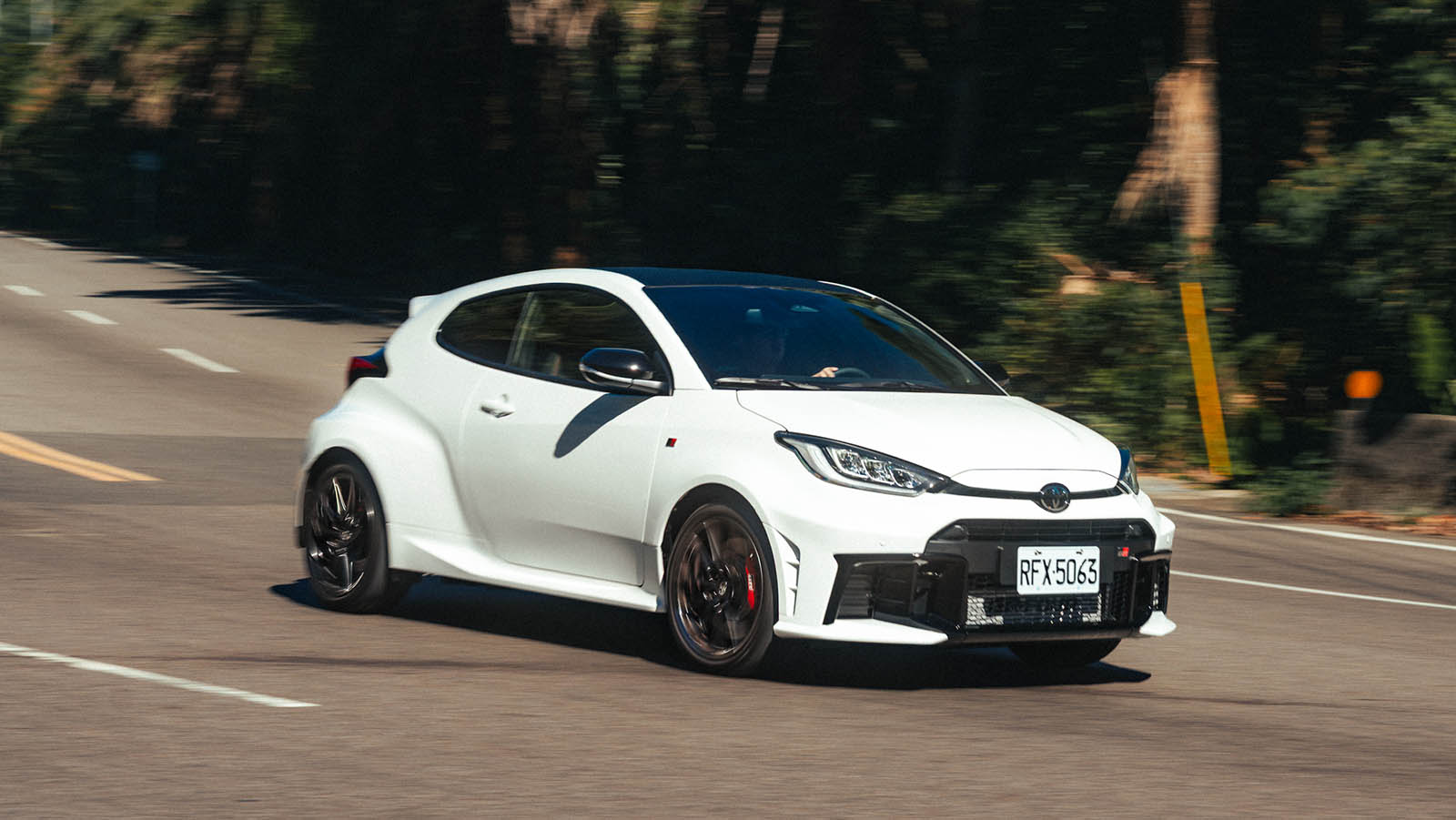 車 COOL｜試駕 Toyota GR YARiS 8AT，超舒爽的自排暴力鴨！