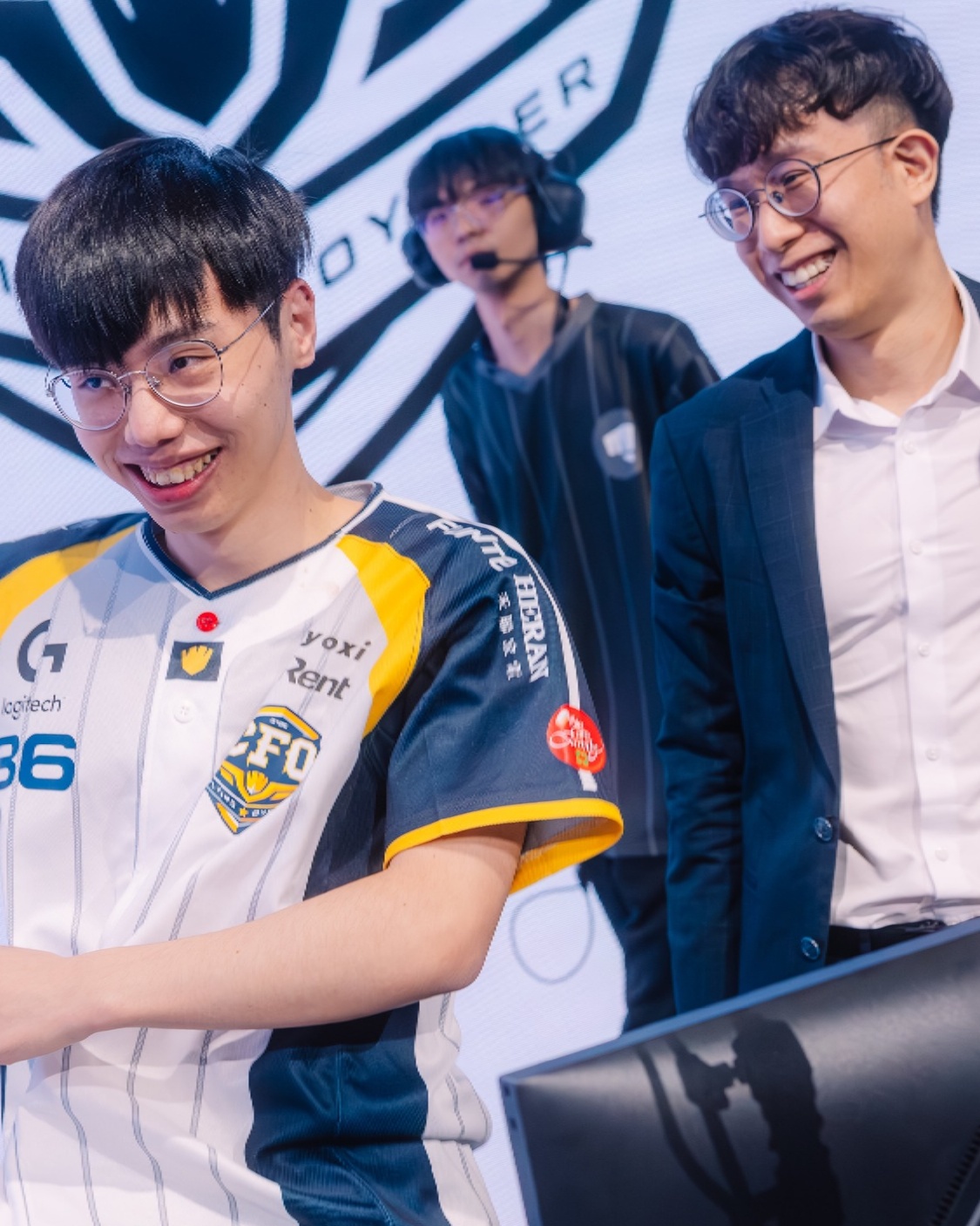 《英雄聯盟》S15 世界大賽，睽違 10 年，CFO 辦到了！帶領賽區重返 8 強