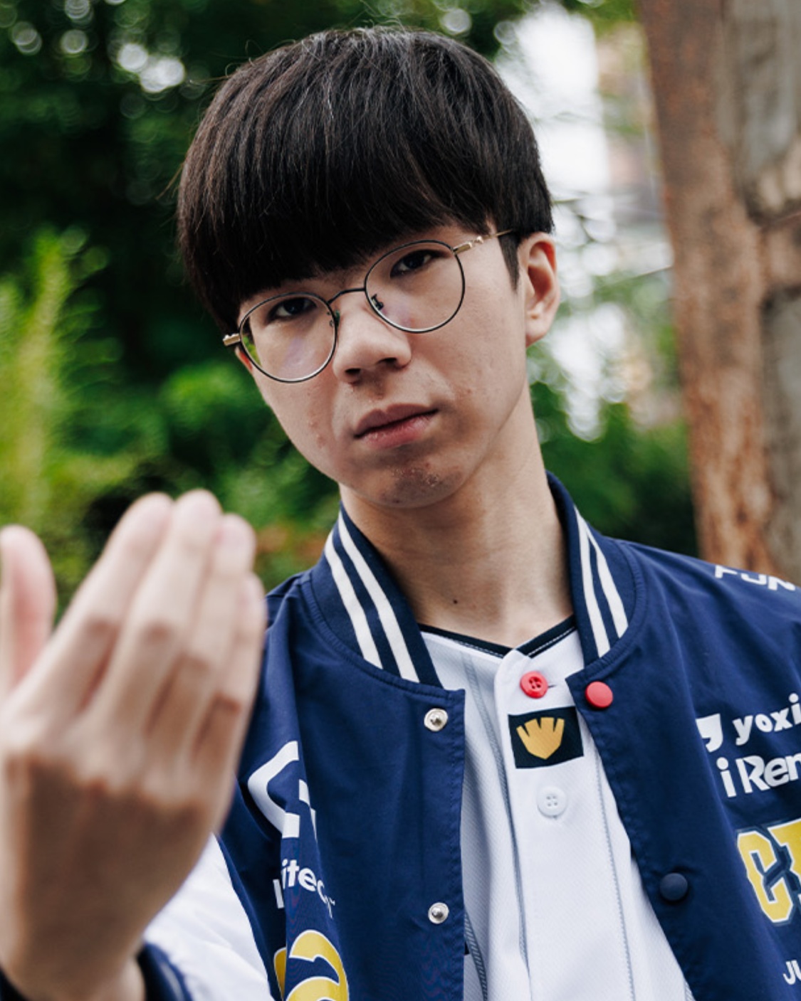 《英雄聯盟》S15 世界大賽，睽違 10 年，CFO 辦到了！帶領賽區重返 8 強