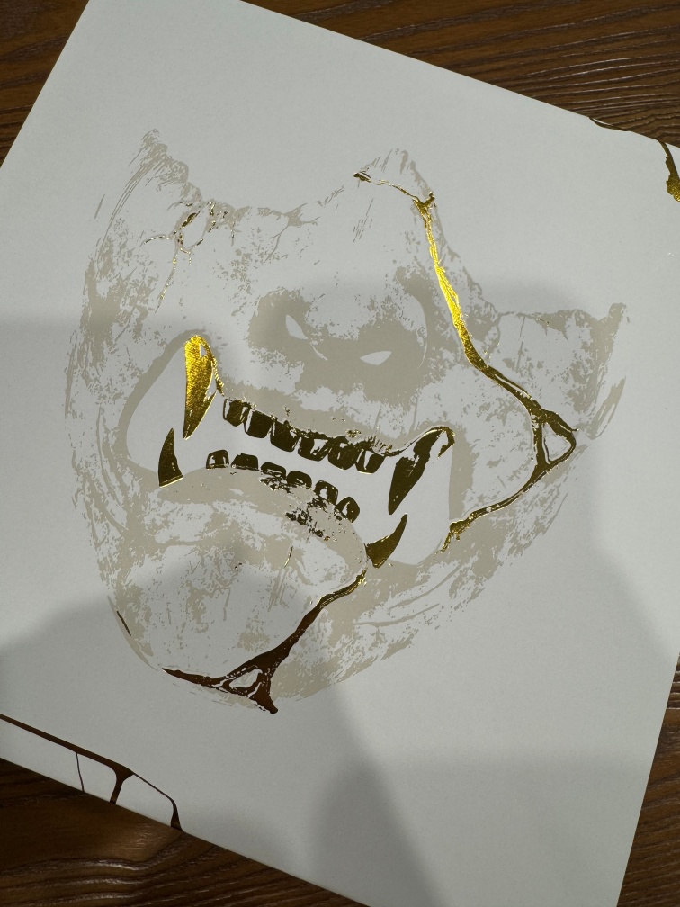 《羊蹄山戰鬼》收藏版開箱，戰鬼面具、武士刀鐔等實體周邊讓你彷彿置身於蝦夷地