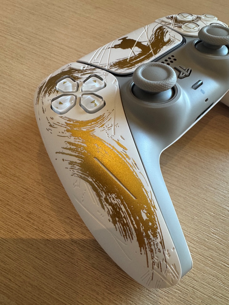 《羊蹄山戰鬼》收藏版開箱，戰鬼面具、武士刀鐔等實體周邊讓你彷彿置身於蝦夷地