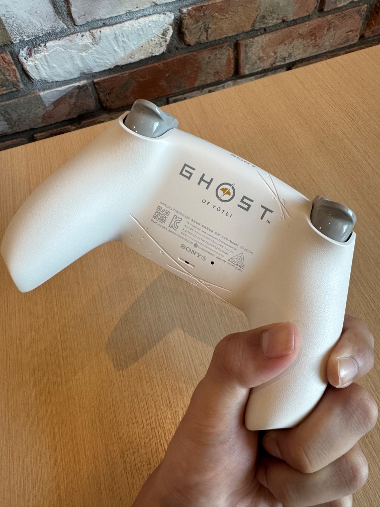 《羊蹄山戰鬼》收藏版開箱，戰鬼面具、武士刀鐔等實體周邊讓你彷彿置身於蝦夷地