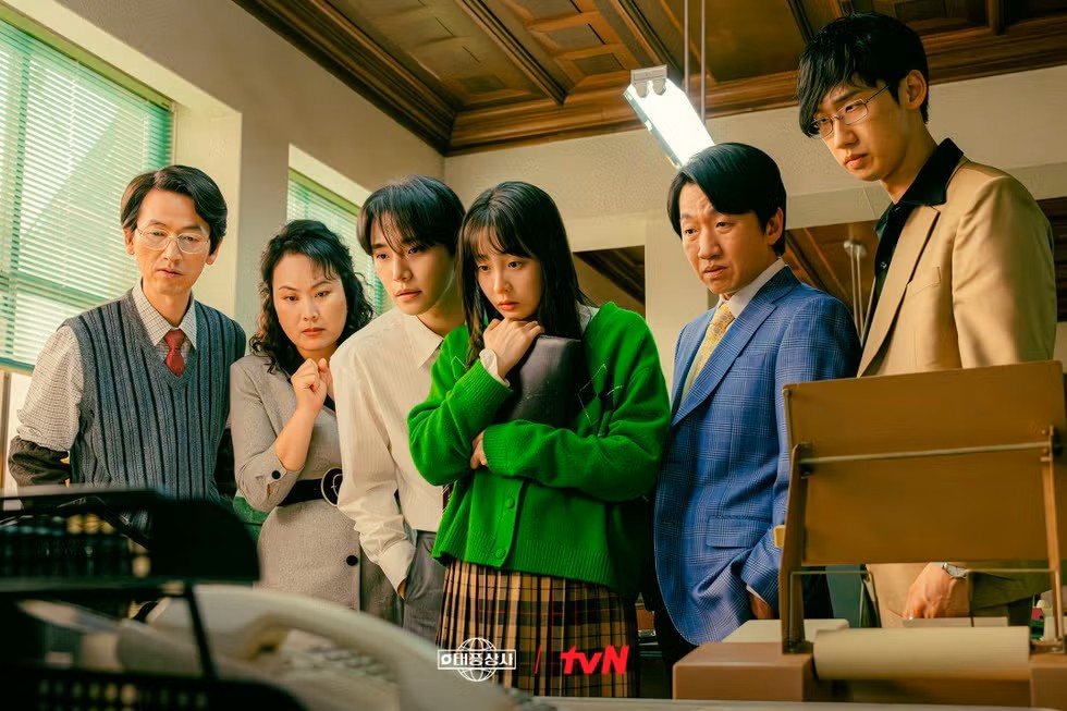 俊昊《颱風商社》開播即奪冠！喪父痛哭後攜金敏荷救公司，霸登同時段收視 NO.1！