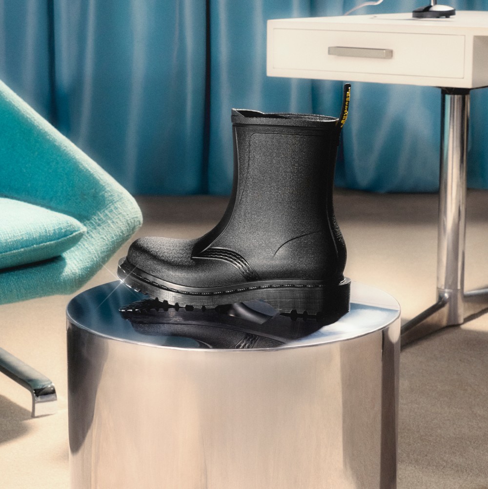 2025 防水球鞋推薦 Dr. Martens「 1460 Rain Boot」