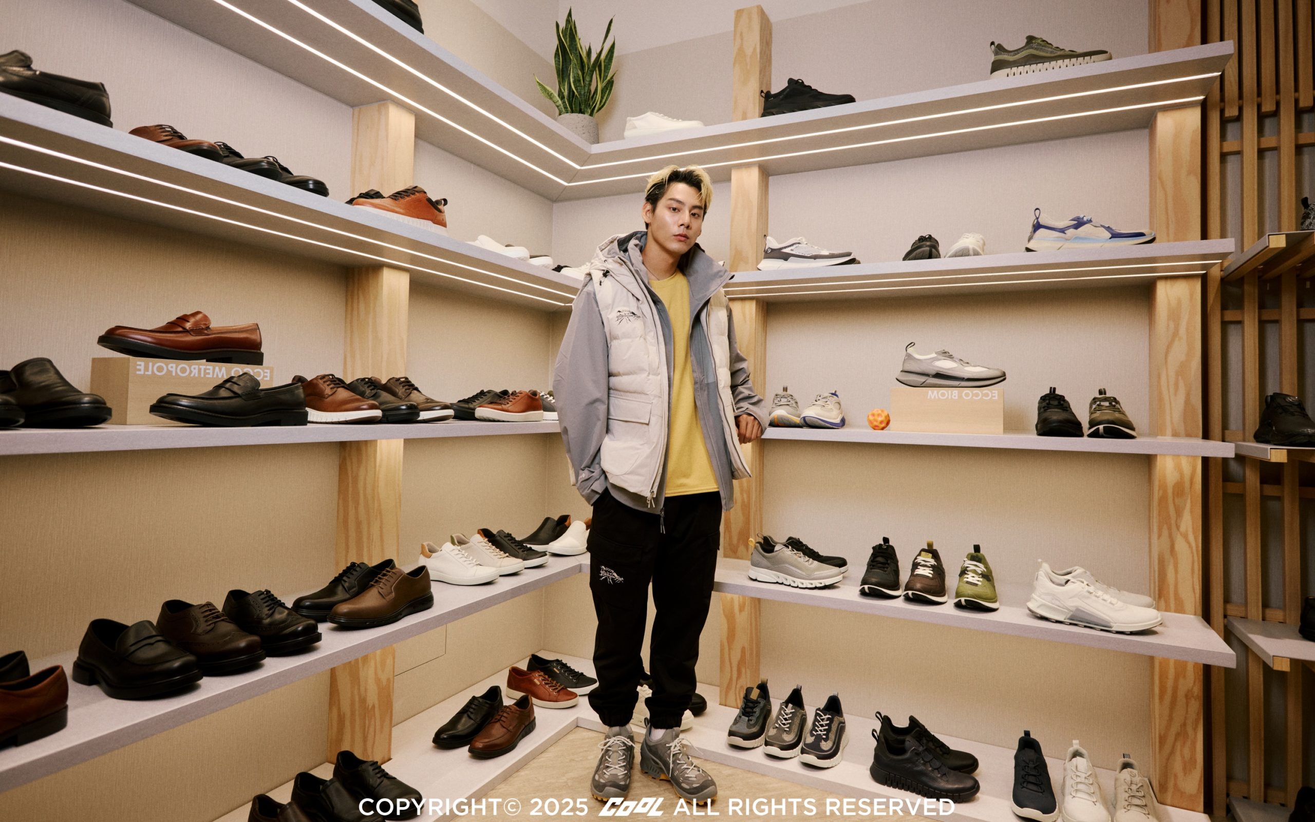 年末秋冬穿搭必逛！ECCO 台灣首家形象概念店登場 跟著 LIZ & KOTA 一起開啟「舒適有型」的機能生活