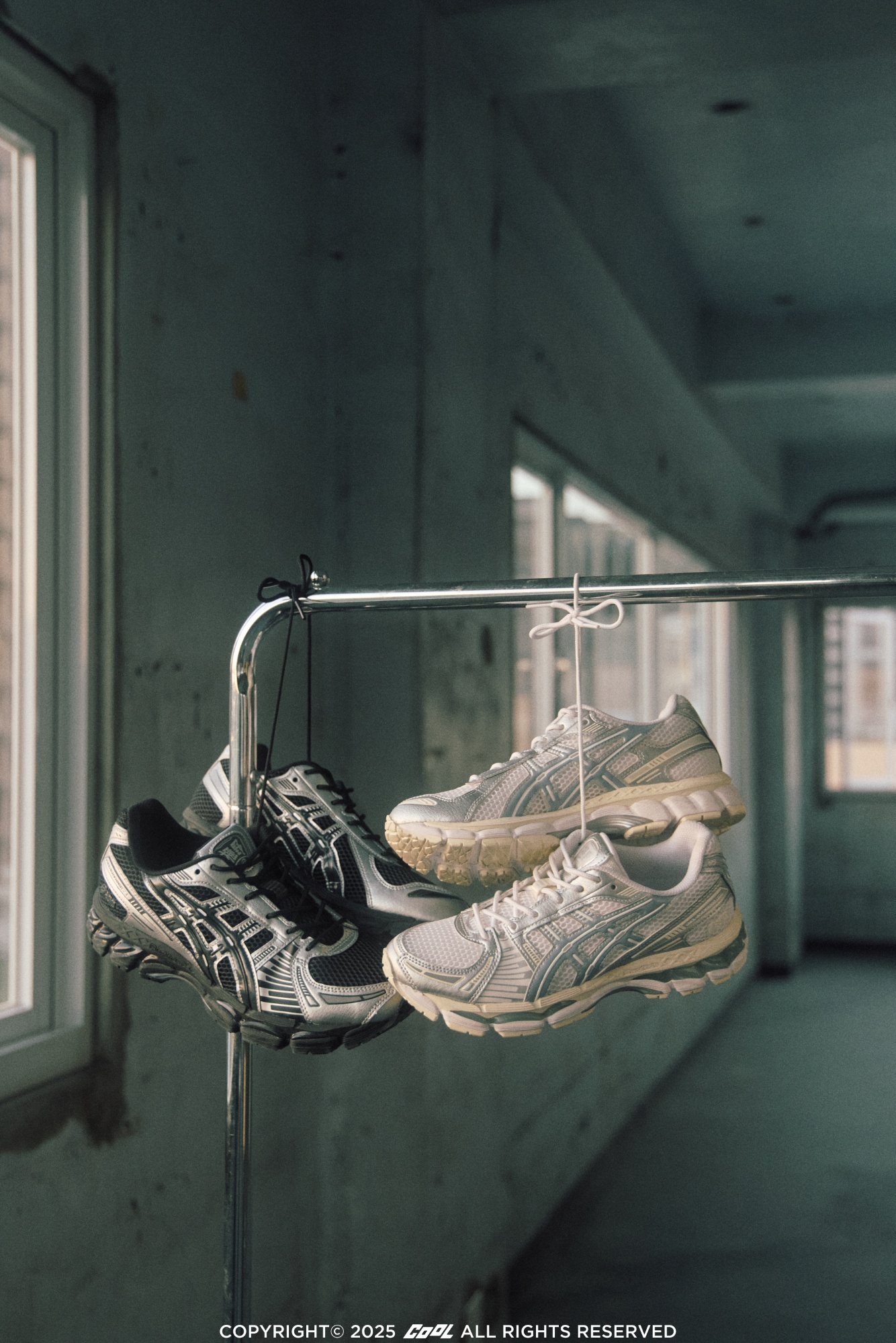 經典澤西風×美式迷彩風！ASICS GEL-KAYANO 12.1融合兩種美式風格，讓每一步都是街頭焦點！