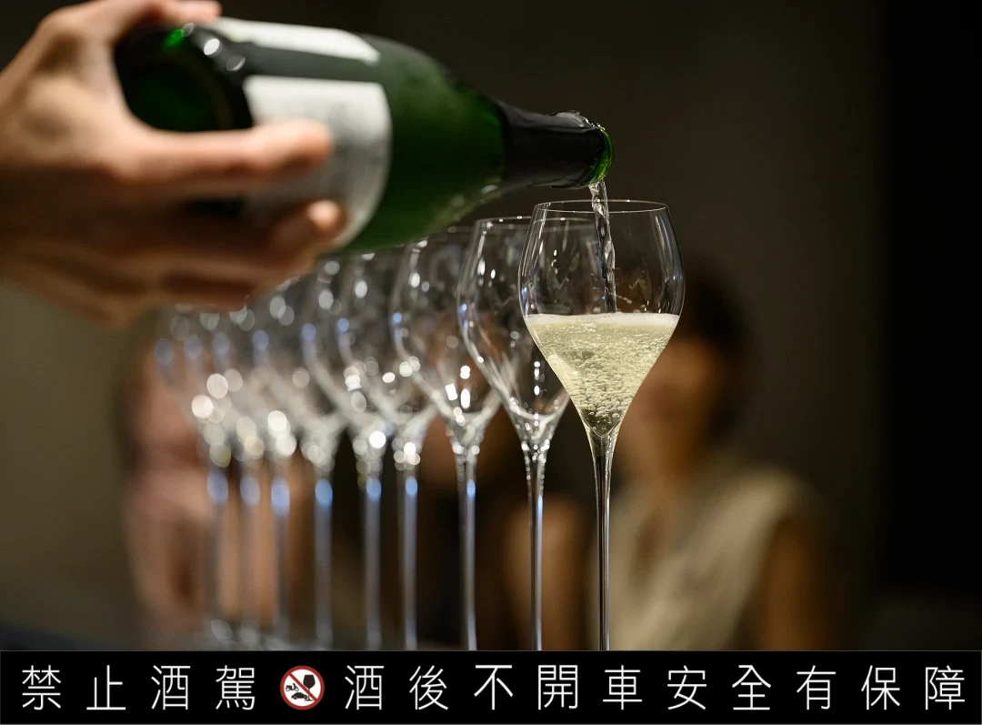 來自日本的頂級清酒品牌 MINAKI 首度登台，以「極幻・初現」為題揭開品牌序幕。