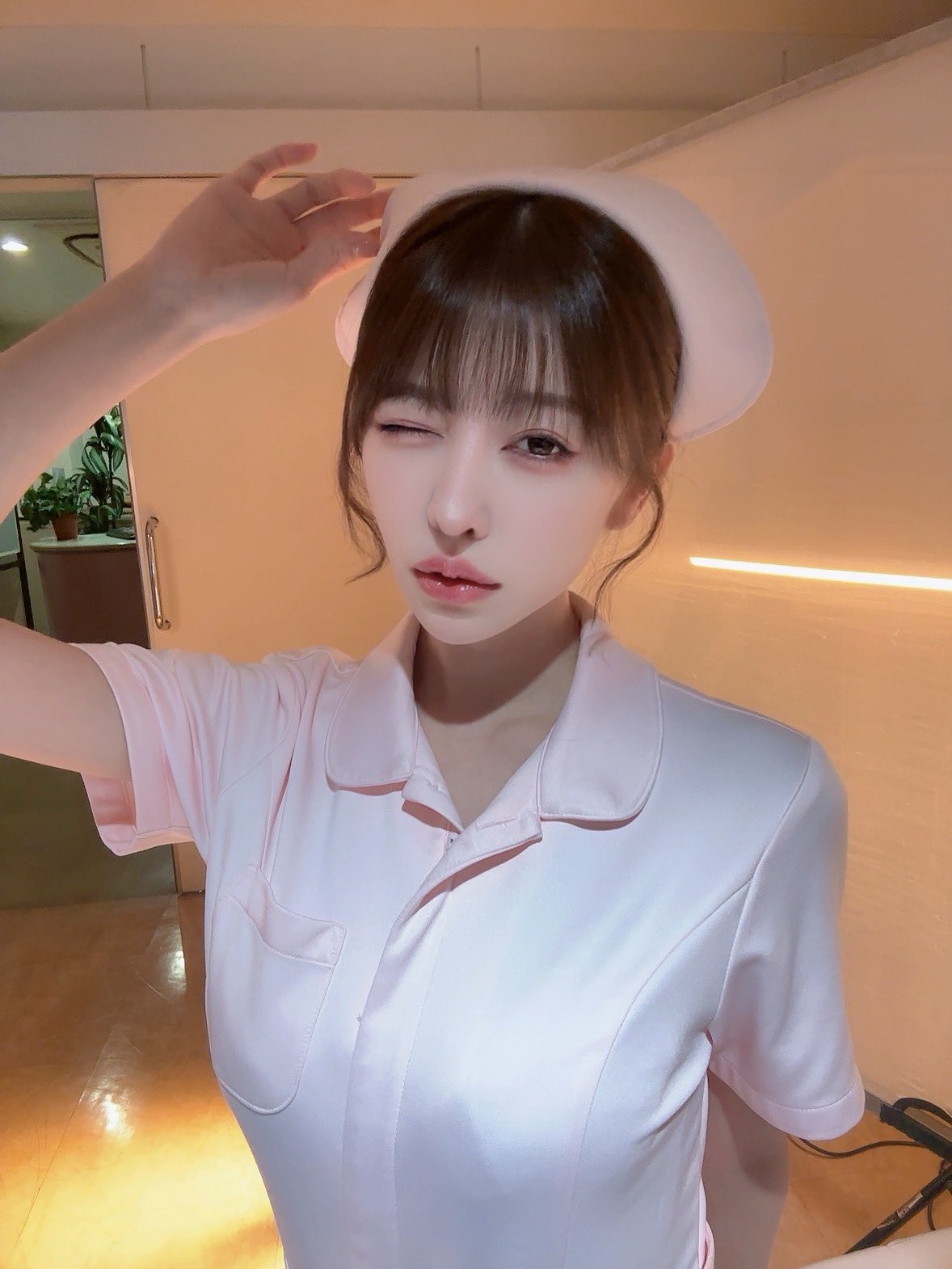 暗黑李雅英？！25 歲日本 AV 女優「森日向子」甜美笑眼撞臉「全民表妹」！