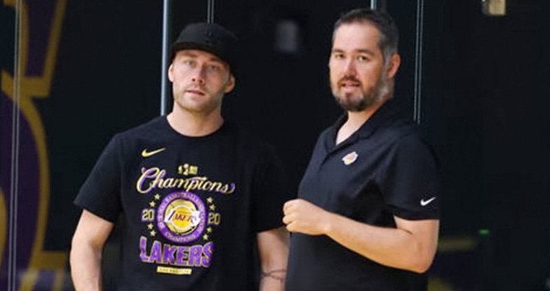 多位聯盟消息人士證實,洛杉磯湖人隊近日正式解雇管理層高管 喬伊·巴斯(Joey Buss)、杰西·巴斯(Jesse Buss),並同步撤換球探部門多名成員,球隊管理層將進入新階段的重組。