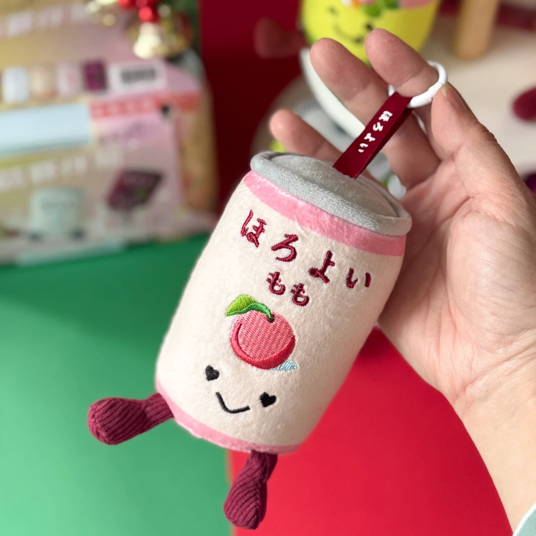 被網友暱稱是「Jellycat 酒罐版」的Horoyoi 微醉娃娃盲盒共六款