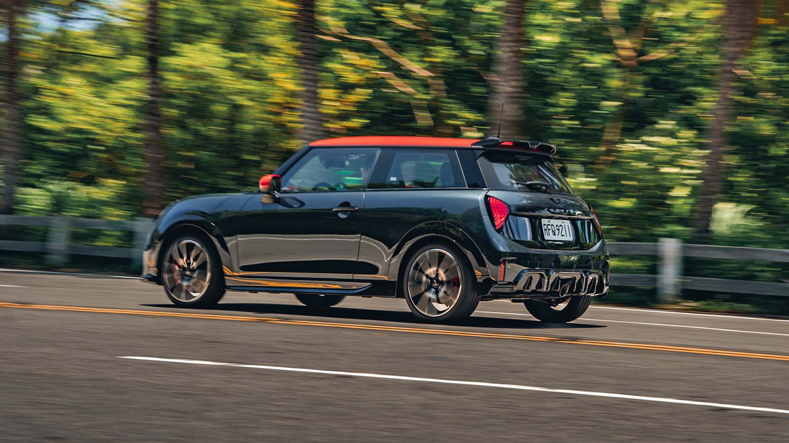 車 COOL｜試駕 Mini John Cooper Works，樂趣自我定義！