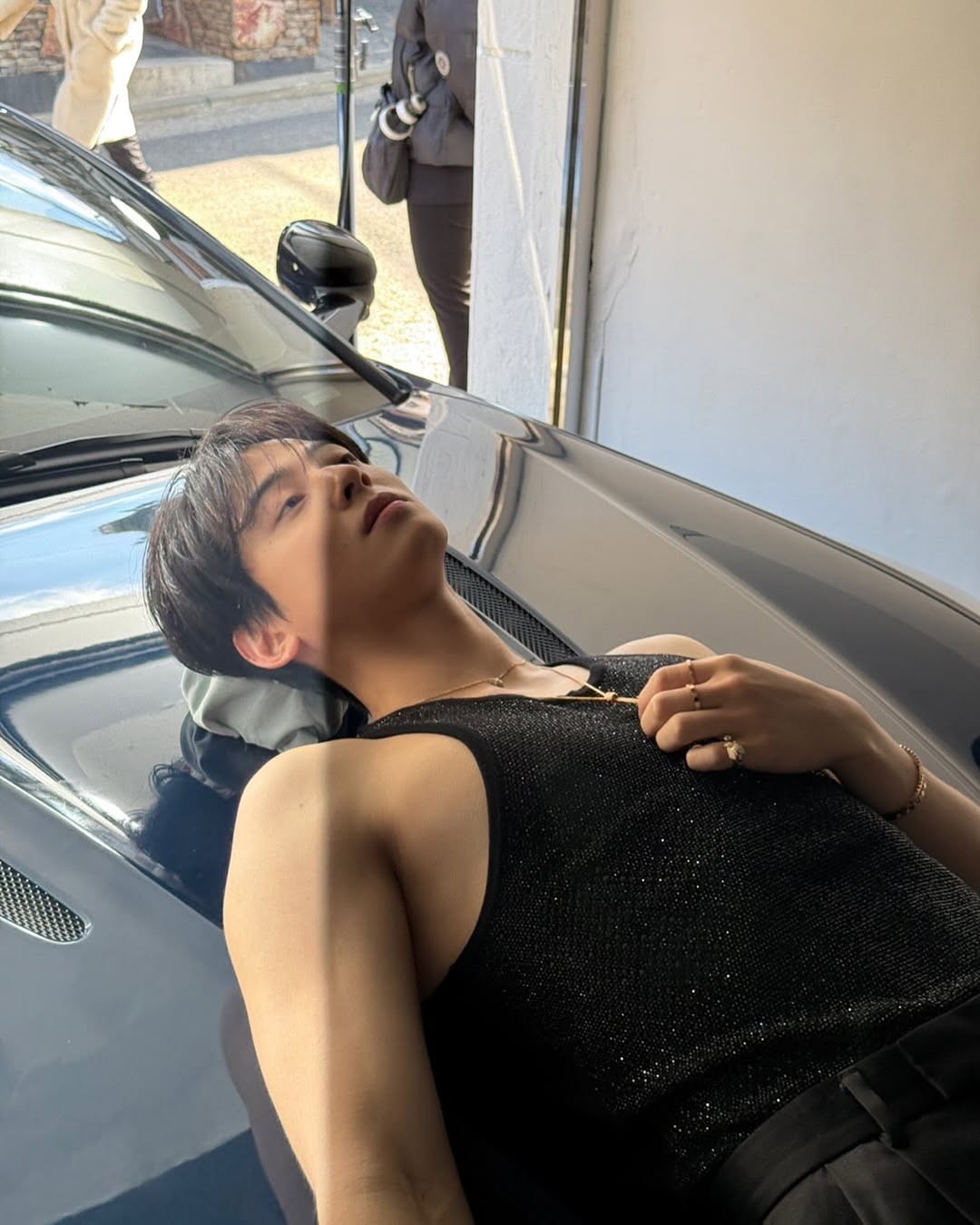 車銀優一家神基因！親弟真實模樣流出眉眼激似哥哥，以「AI 演講人」首亮相