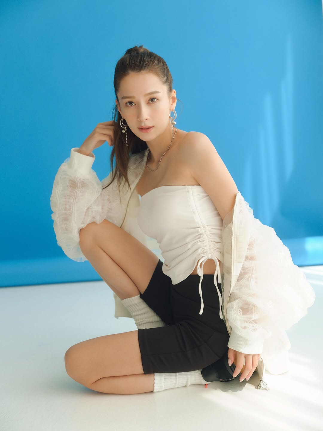 山本由伸女友！混血女神「丹羽仁希」內衣寫真性感逼人，憑甜辣魅力晉身「道奇大嫂團」！