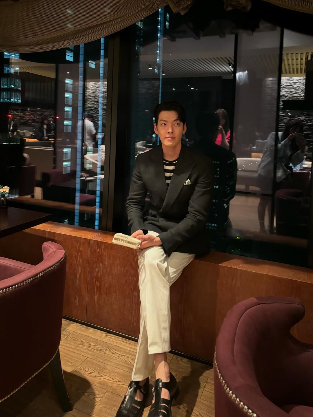 挺過抗癌低潮！金宇彬親筆信宣布「我要結婚了」情牽 10 年告白申敏兒