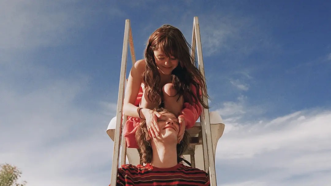 《星期三》 影集組合共演銀幕情侶