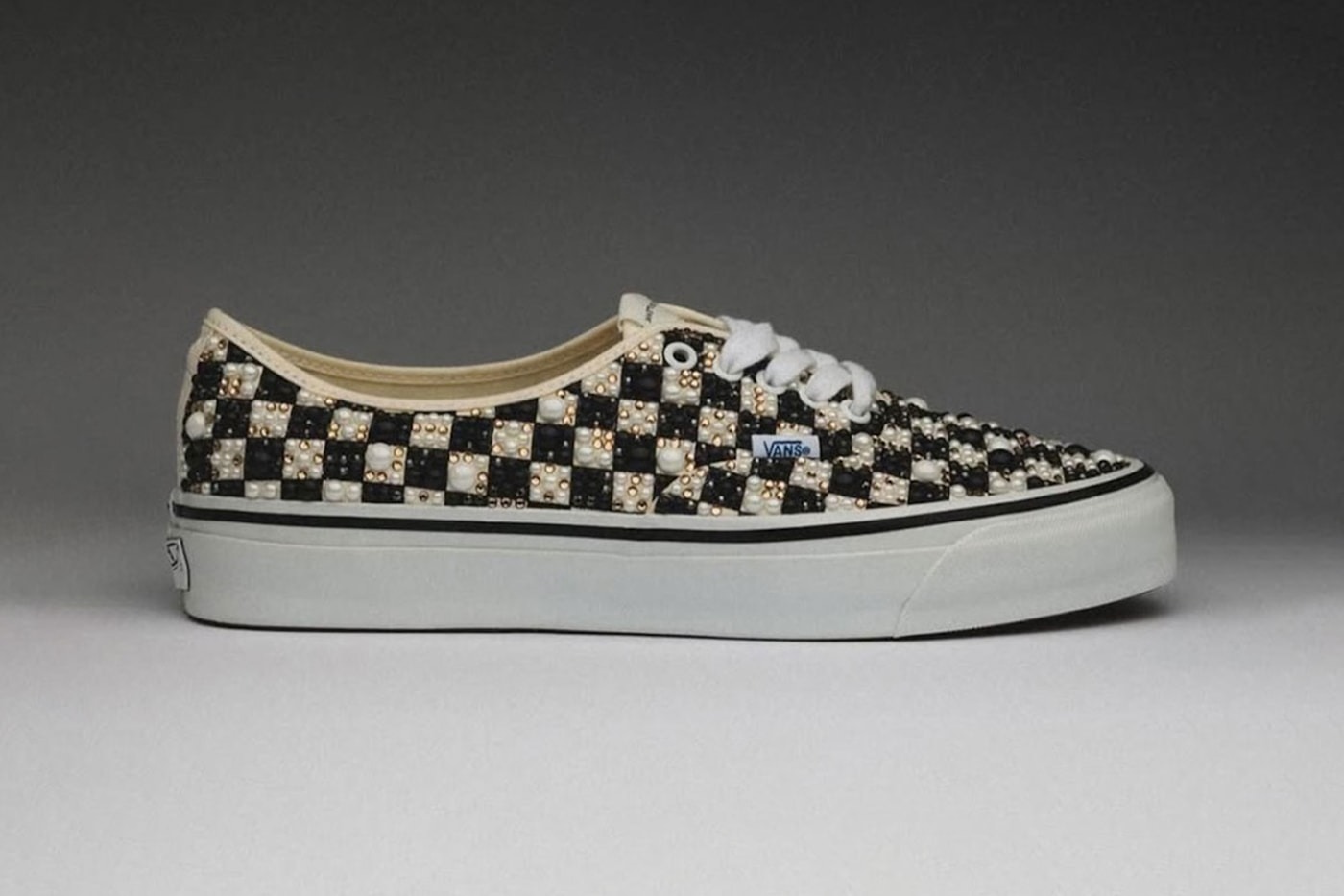 S 級鞋頭才能處理！Mattias Gollin x Vans Authentic 最新聯名鞋款登場