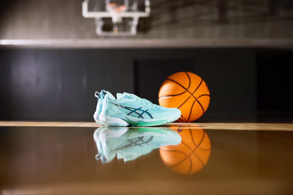 2025 12月販售球鞋 ASICS SWIFTACE YUKI