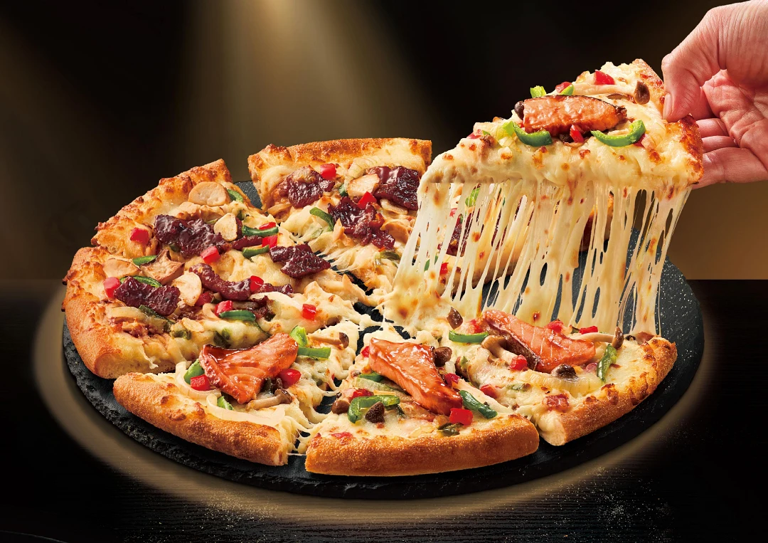頂鮭豪牛雙饗披薩