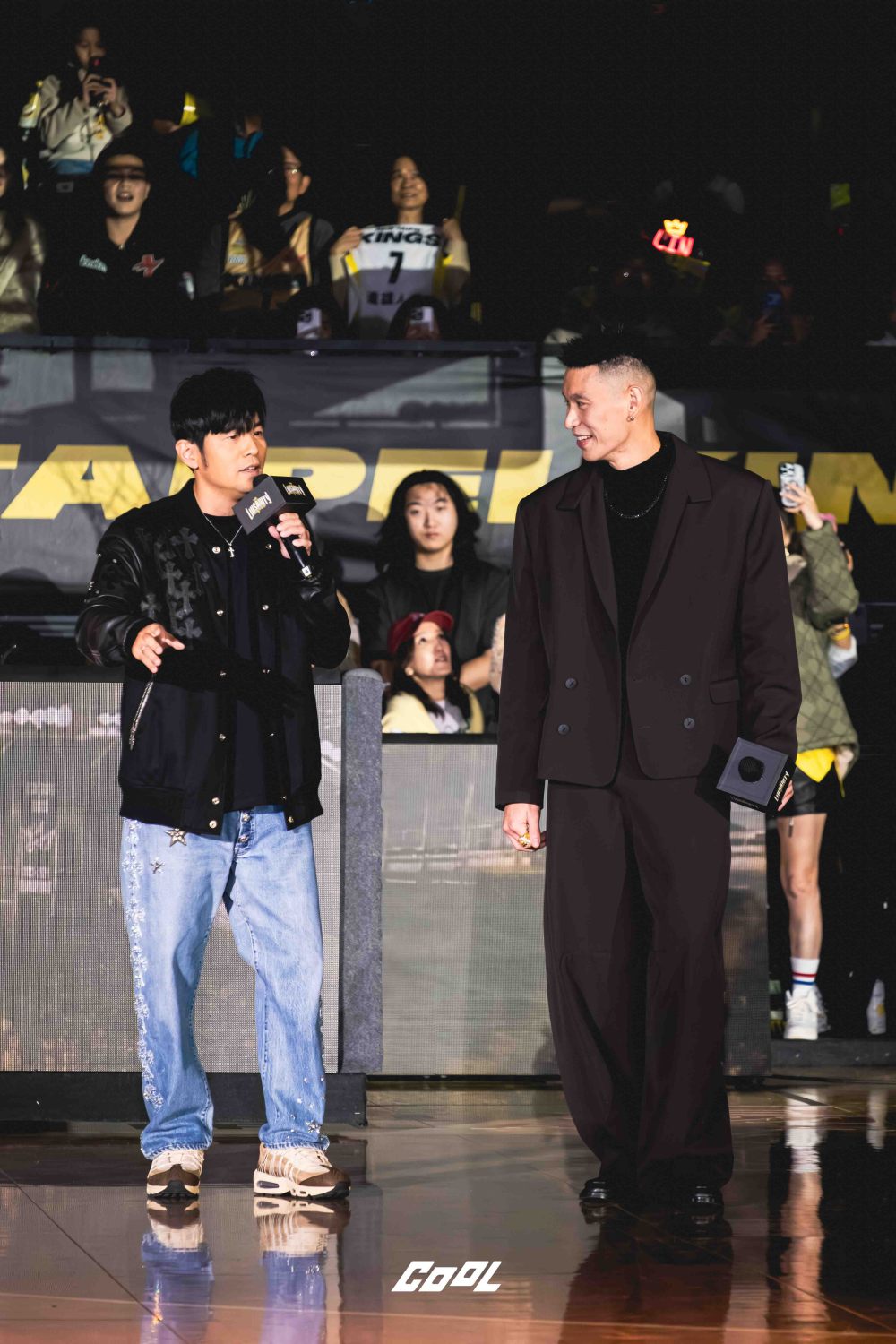 周杰倫穿 Chrome Hearts 牛仔褲