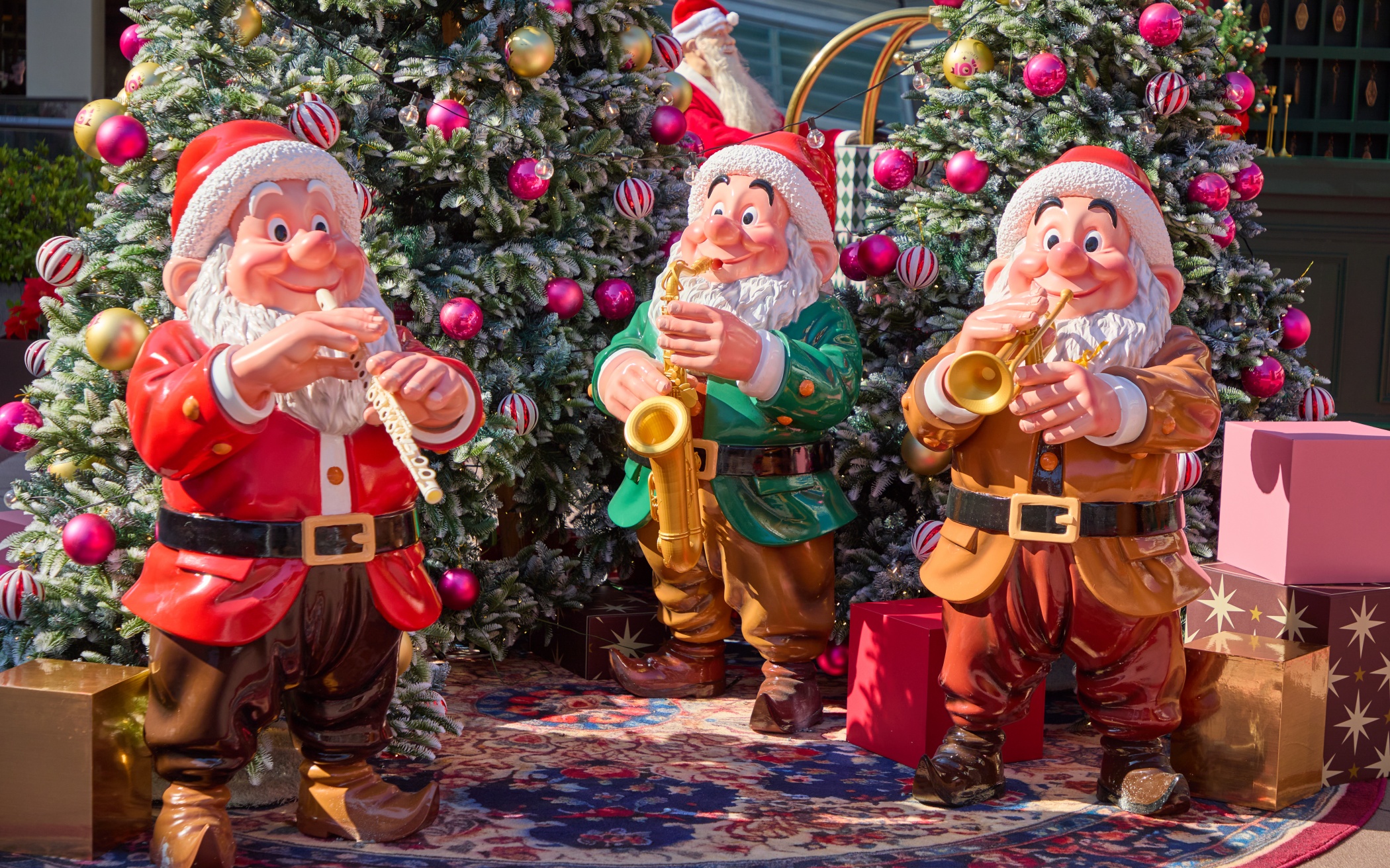 今年的聖誕大片就決定是你了！華泰十週年最強聖誕打卡景點，年度最強聖誕大檔不來會後悔！