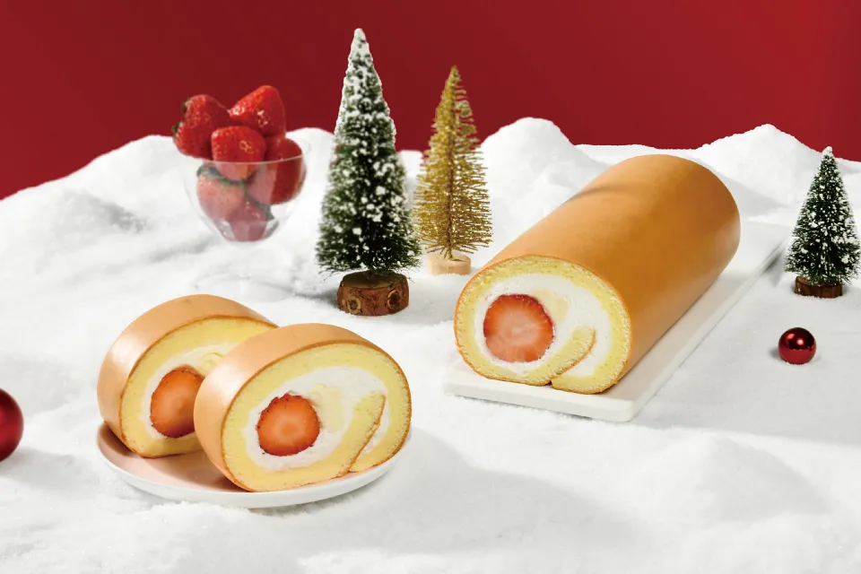 亞尼克鮮採草莓生乳捲,售價650元。