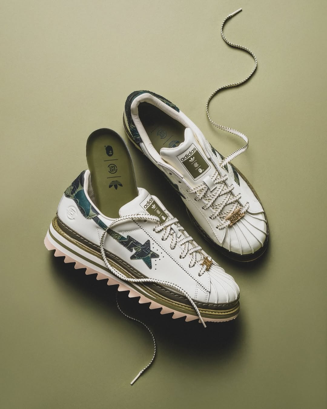 2025 12 月販售球鞋 CLOT x BAPE® x adidas Superstar 