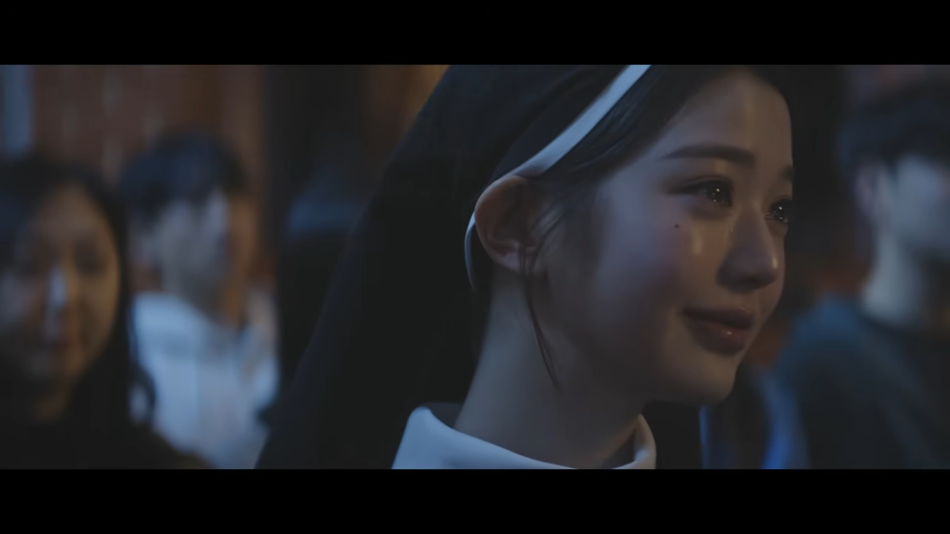 修女員瑛、KARINA 驚喜同框！全新Google Gemini 廣告雙女神互飆演技！