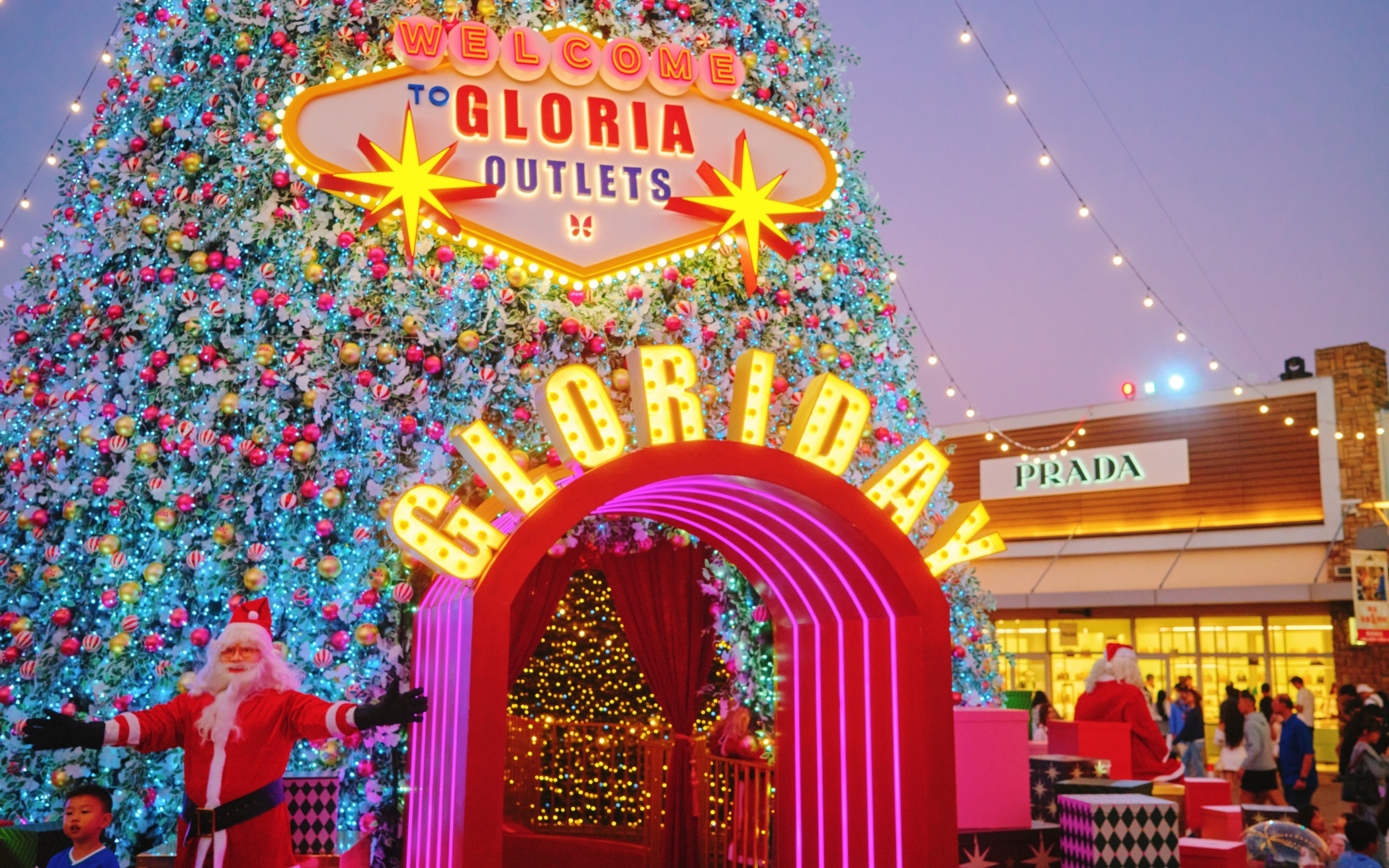 今年的聖誕大片就決定是你了！華泰十週年最強聖誕打卡景點，年度最強聖誕大檔不來會後悔！