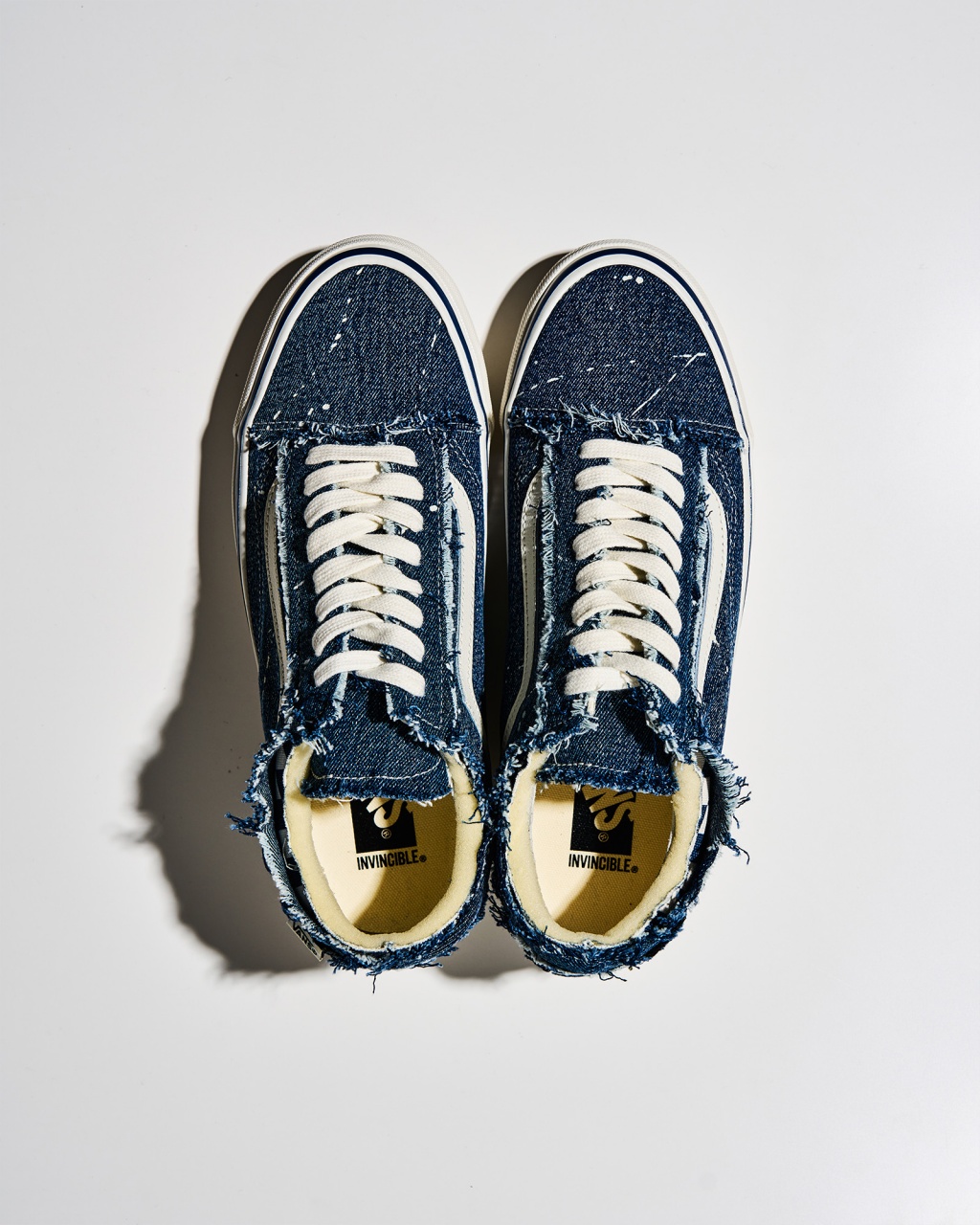 INVINCIBLE® × Vans 全新聯名鞋款登場！解構、雙層鞋面、磨損美學再升級！