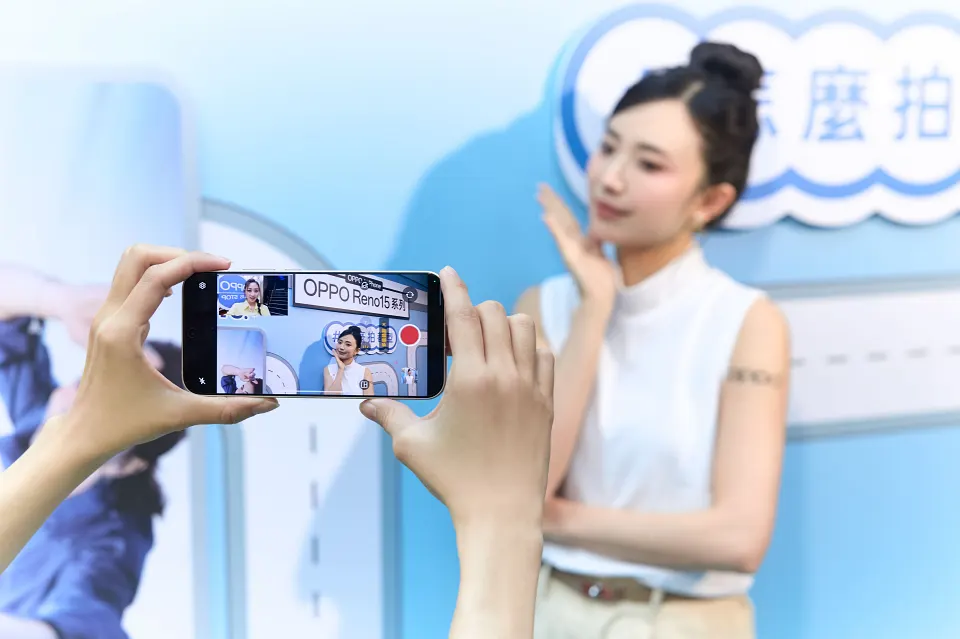 時髦掛件輕鬆出片！OPPO Reno15 系列靈感不設限，輕旗艦登場