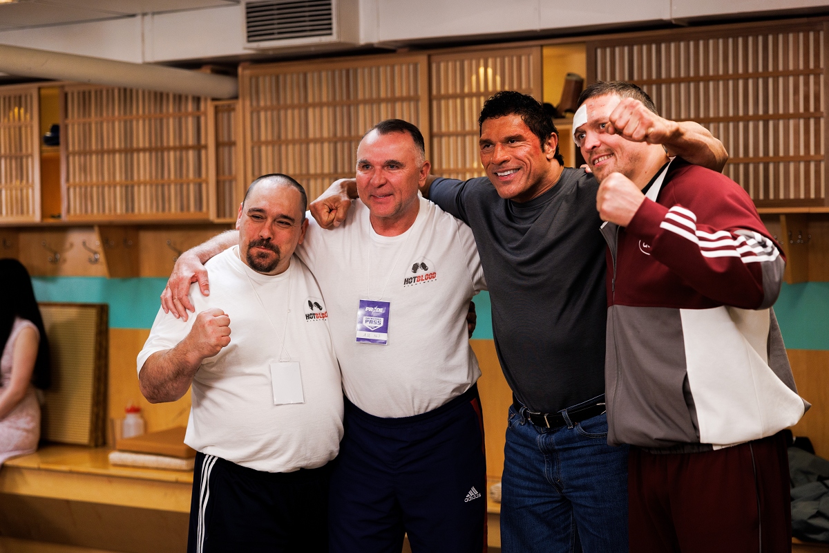 本片由巨石強森與艾蜜莉·布朗主演。