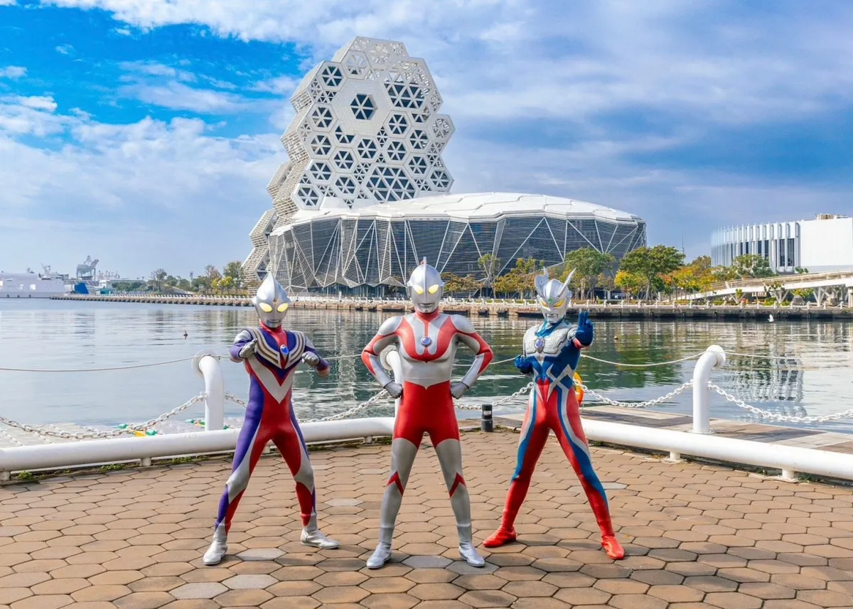 2026高雄燈會 / 冬日遊樂園｜國民英雄「超人力霸王」降臨！