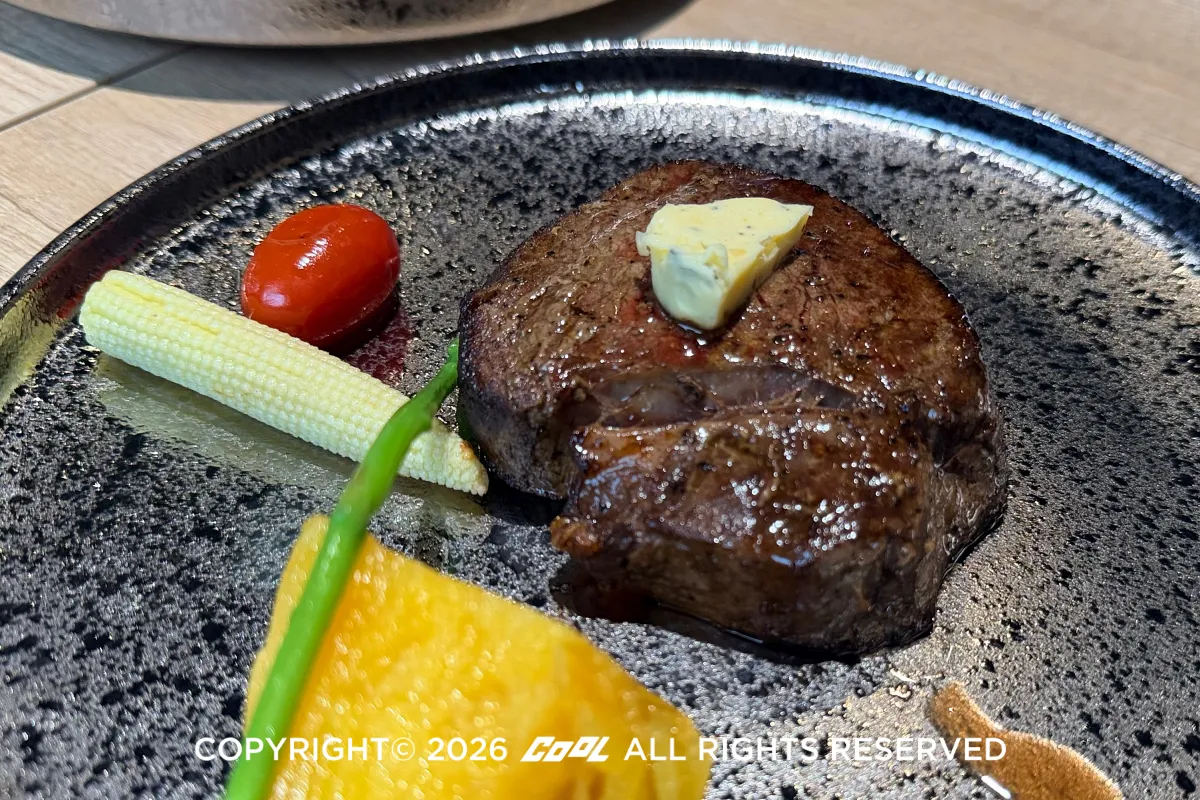 主廚嚴選菲力牛排