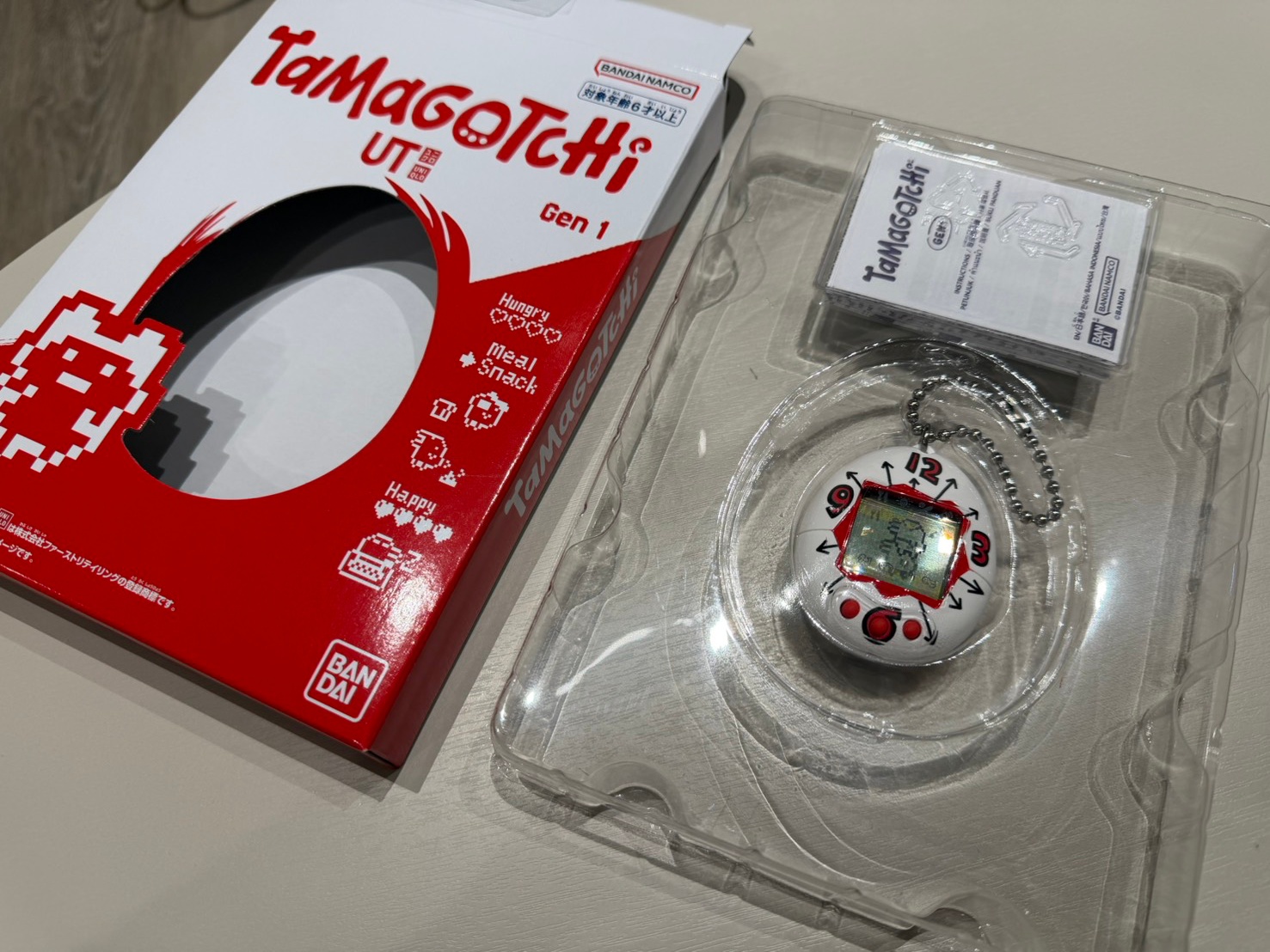細品 UNIQLO x Tamagotchi 電子雞！